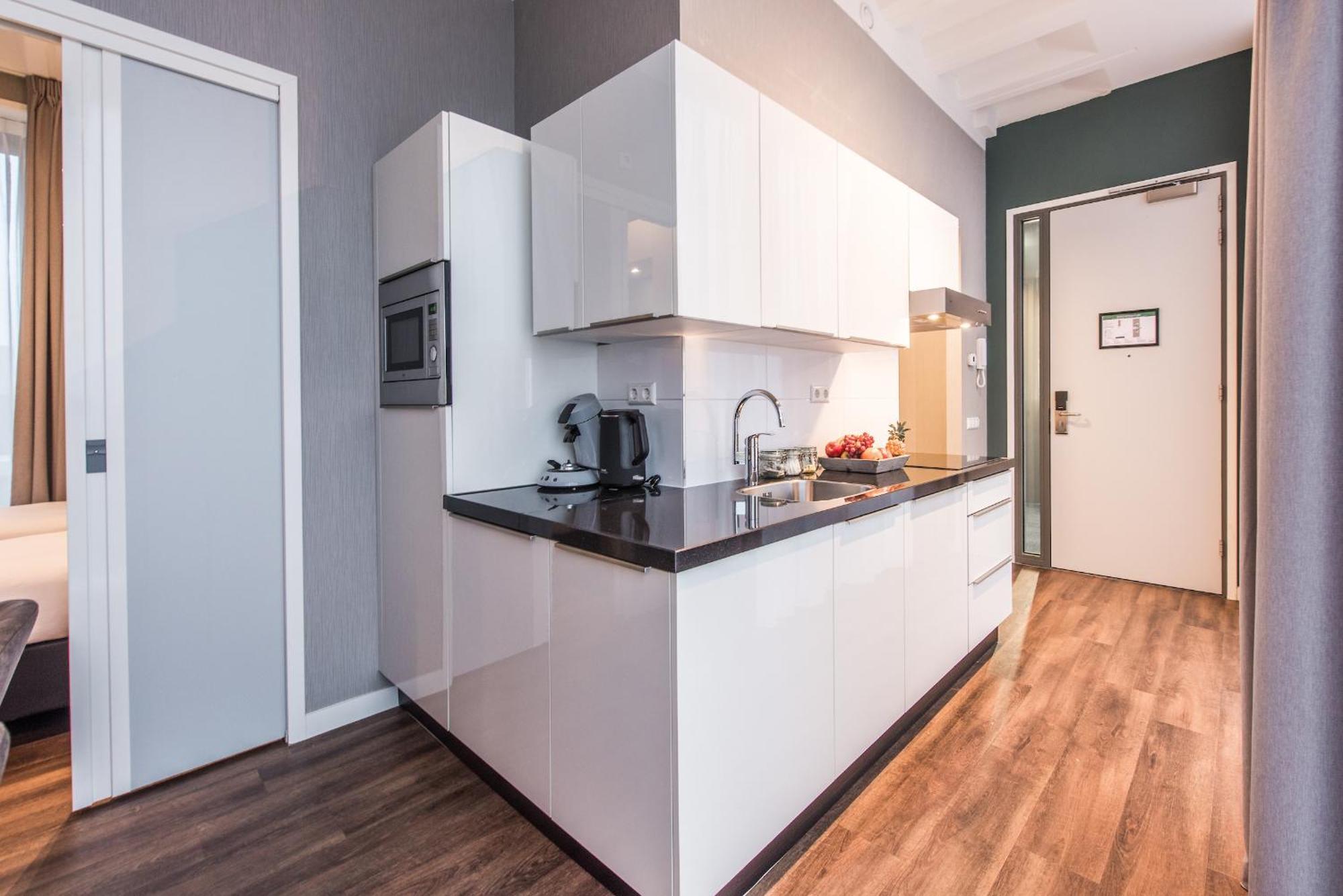 Amsterdam North by YAYS Aparthotel Buitenkant foto